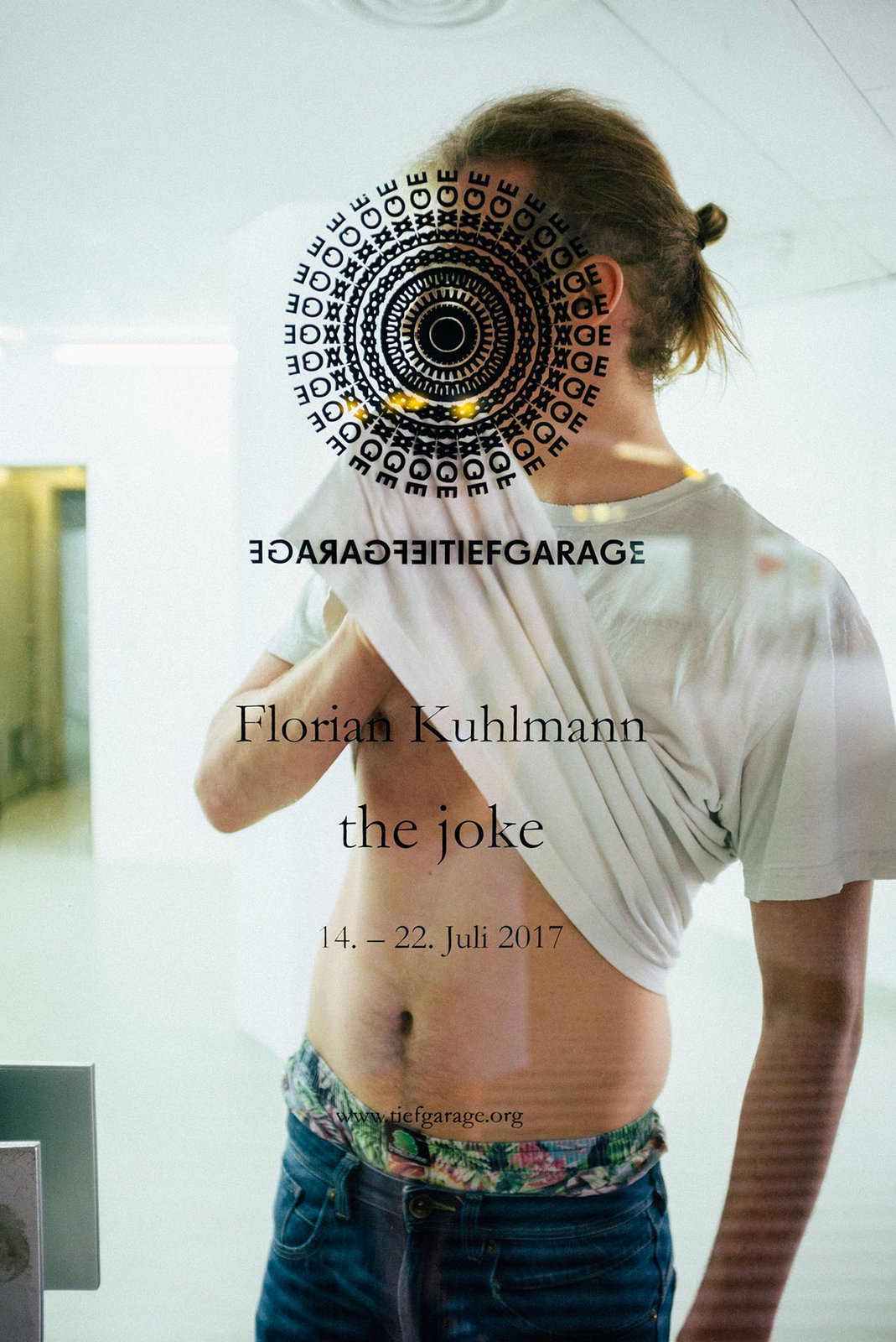 Performance situation in the exhibition space